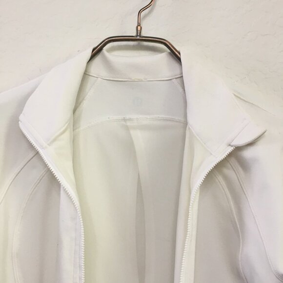 Lululemon Sunshine Salutation Jacket  Womens 6 White Stretch Zip Up Front Pocket - Picture 4 of 16